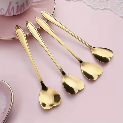Gold Heart-Shaped Dessert Spoons – Set of 10