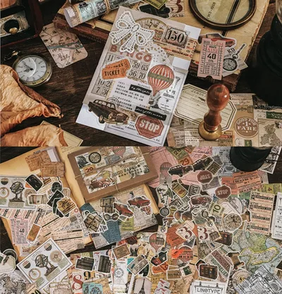 Vintage Ephemera Pack – 200 Piece